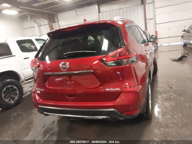 Nissan ROGUE SV 2018 5N1AT2MV3JC805693 Image 17