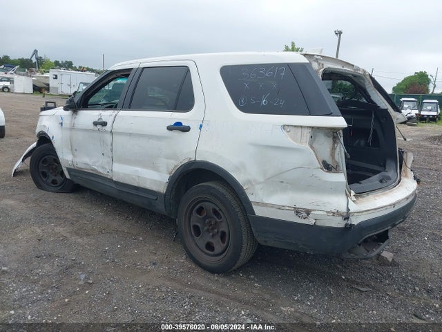 Ford Utility Police Interceptor 2017 1FM5K8ARXHGA89151 Image 3