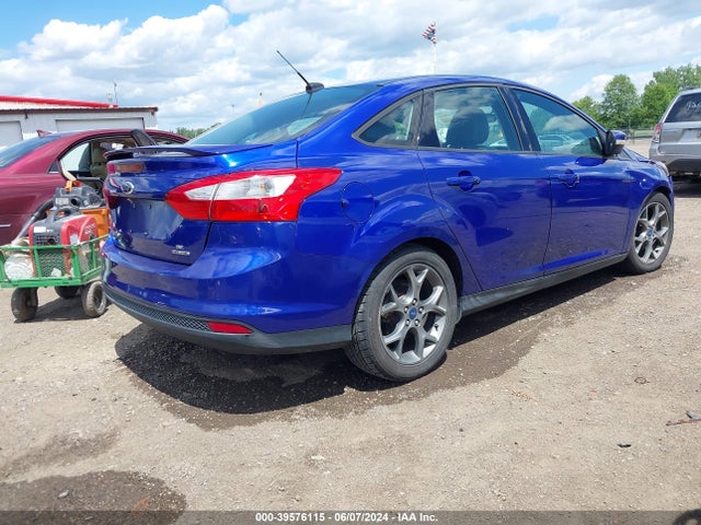 Ford FOCUS SE 2014 1FADP3F28EL160744 Image 4