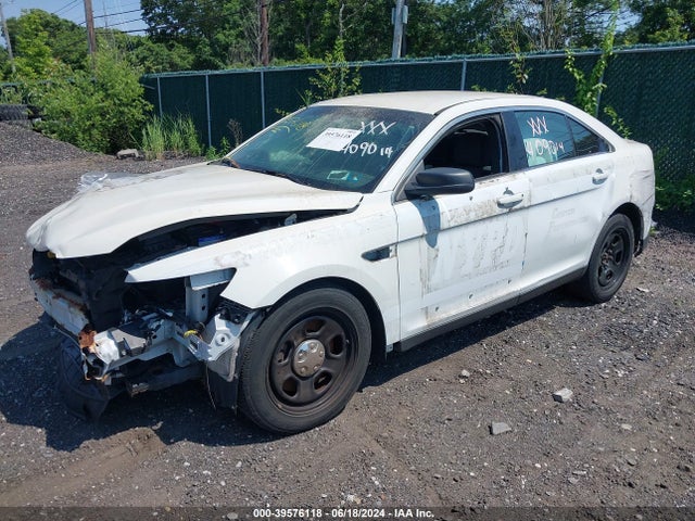 Ford Police Interceptor 2014 1FAHP2MK9EG175244 Image 2