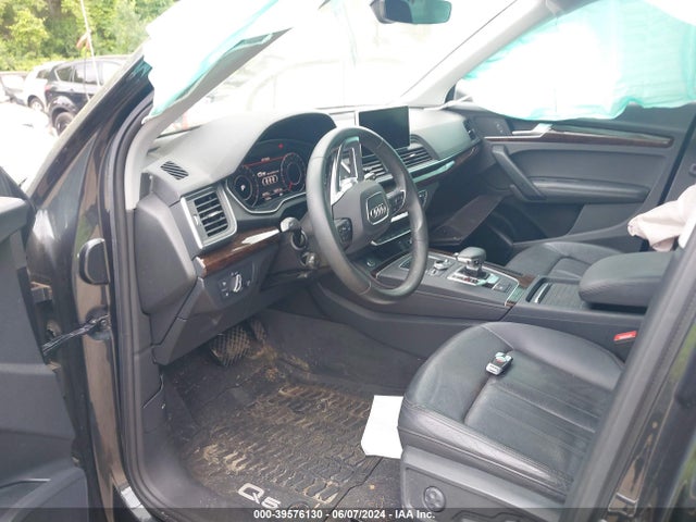WA1BNAFY3K2049174 Audi Q5 45 Premium