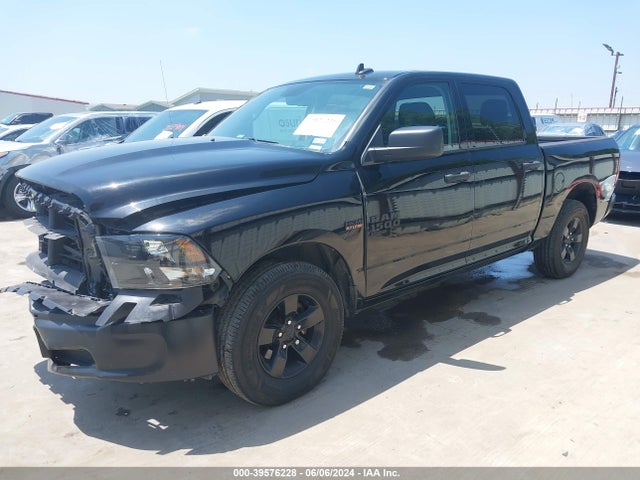 3C6RR6KT8NG172682 RAM 1500 Classic Tradesman  4x2 5'7 Box