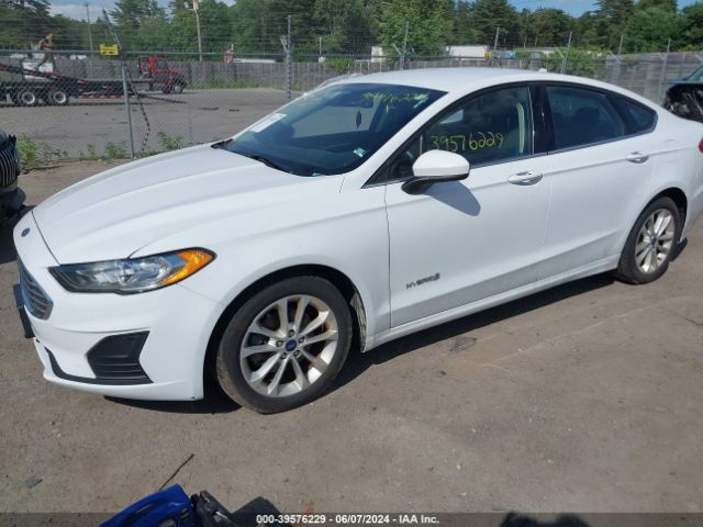 3FA6P0LU6KR210891 Ford Fusion Hybrid Se