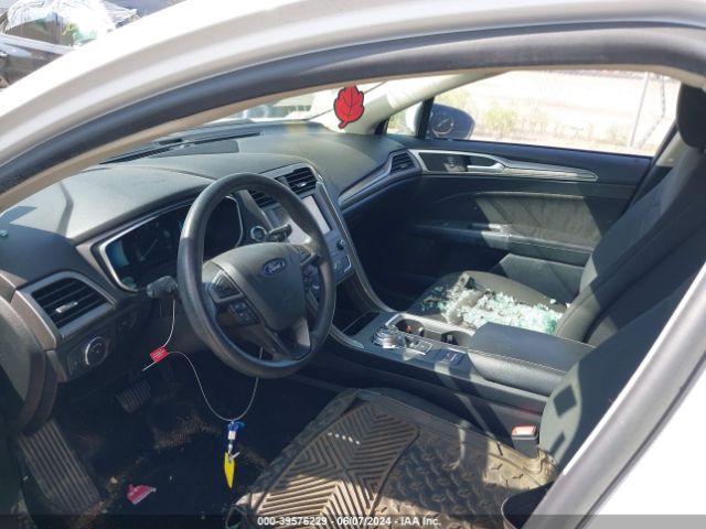 3FA6P0LU6KR210891 Ford Fusion Hybrid Se