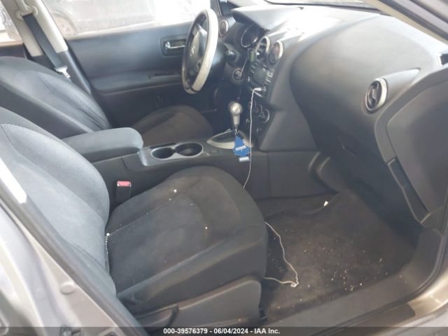 JN8AS5MT7EW615041 Nissan Rogue Select S