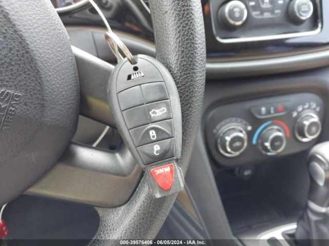 1C3CDFBBXFD222022 Dodge DART SXT