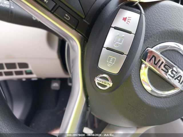 JN1BJ1CP1JW186945 Nissan Rogue Sport Sv