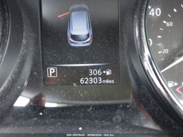JN1BJ1CP1JW186945 Nissan Rogue Sport Sv
