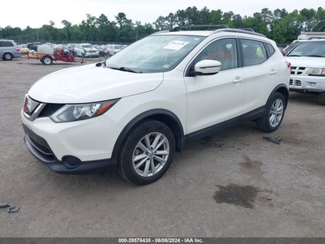 JN1BJ1CP1JW186945 Nissan Rogue Sport Sv