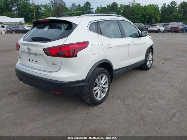 JN1BJ1CP1JW186945 Nissan Rogue Sport Sv
