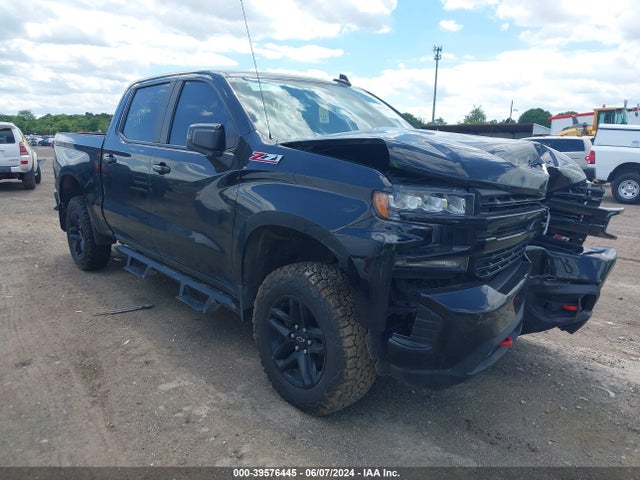 2019 3GCPYFED2KG126655 main image