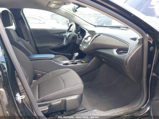 1G1ZD5ST0MF008501 Chevrolet Malibu Fwd Lt