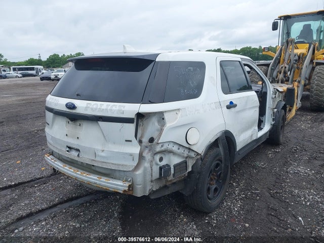 Ford Utility Police Interceptor 2016 1FM5K8AR2GGC62157 Image 4