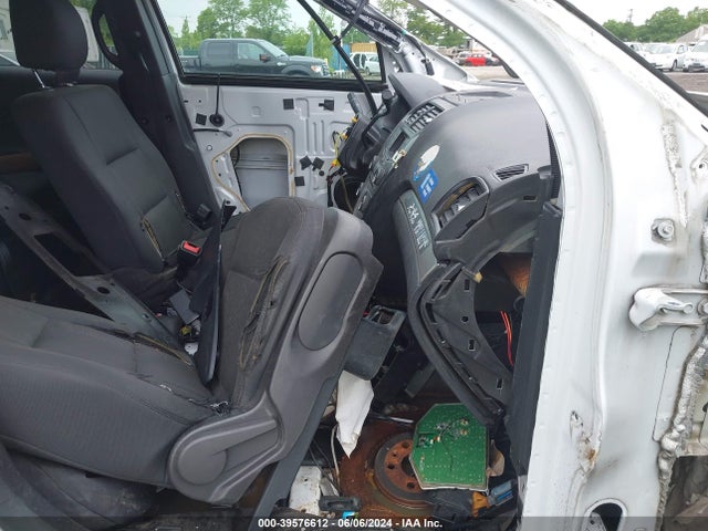 Ford Utility Police Interceptor 2016 1FM5K8AR2GGC62157 Image 5