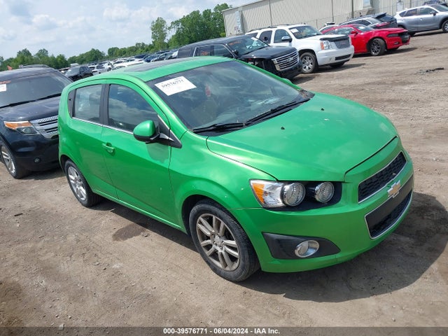 Chevrolet Sonic Lt Auto 2014 1G1JC6SB5E4214486 главное изображение