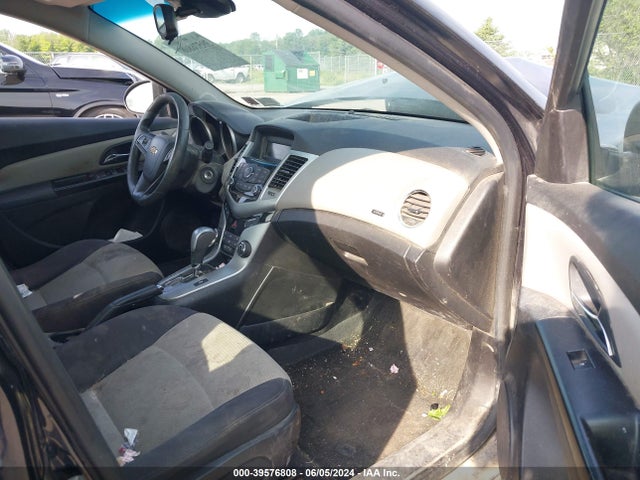 Chevrolet Cruze Ls Auto 2014 1G1PA5SH2E7229783 Image 5