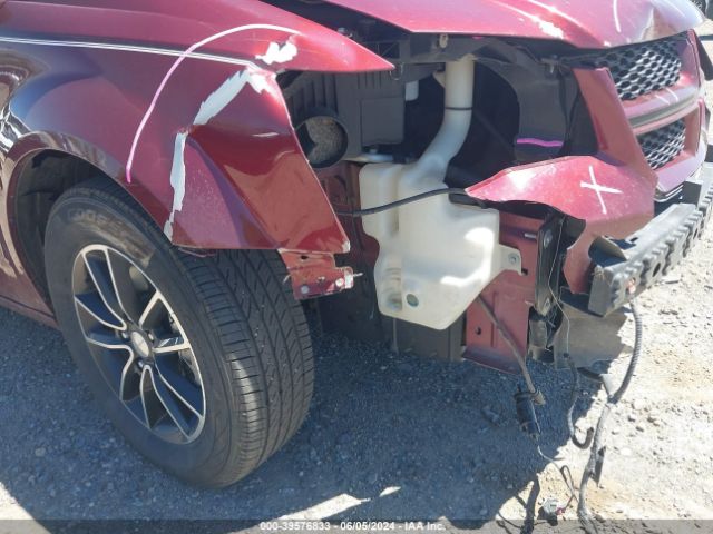 2C4RDGEG8JR240043 Dodge Grand Caravan Gt