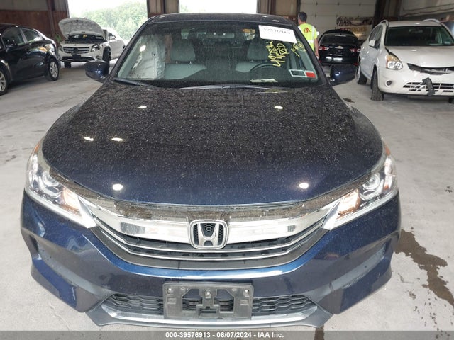 Honda ACCORD LX 2017 1HGCR2F38HA265837 Image 12