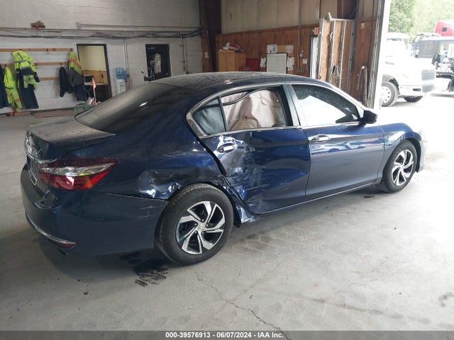 Honda ACCORD LX 2017 1HGCR2F38HA265837 Image 4