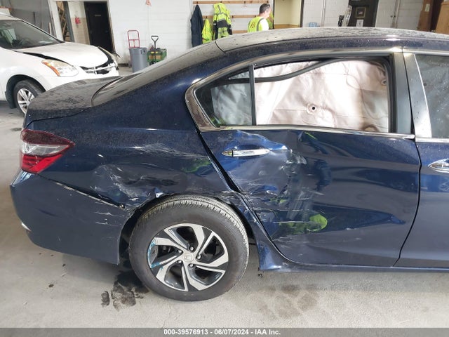 Honda ACCORD LX 2017 1HGCR2F38HA265837 Image 6