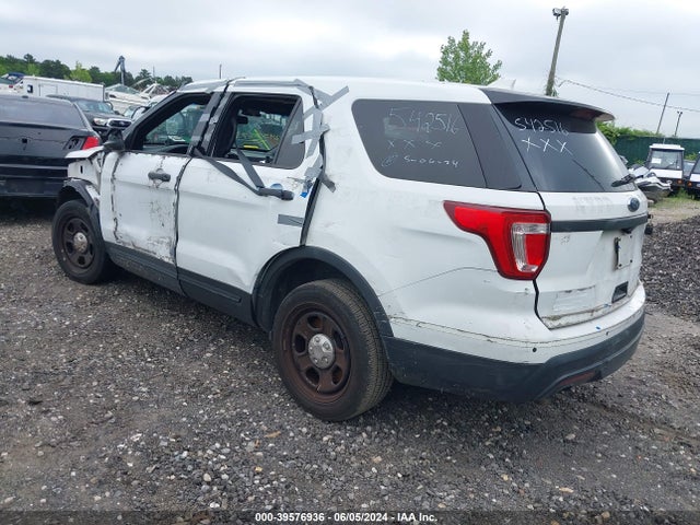 Ford Utility Police Interceptor 2016 1FM5K8ARXGGC62164 Image 3