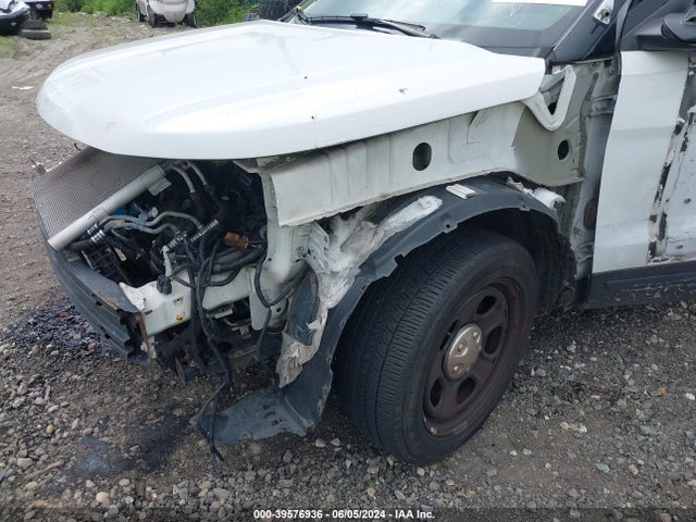Ford Utility Police Interceptor 2016 1FM5K8ARXGGC62164 Image 6