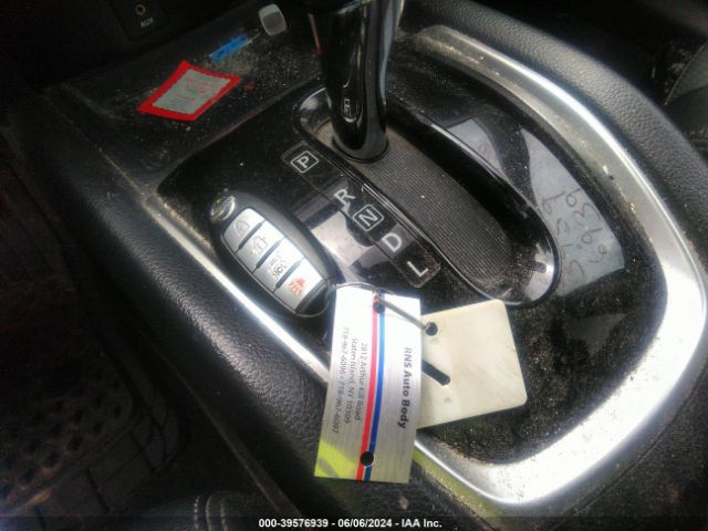 KNMAT2MVXGP680813 Nissan Rogue Sl