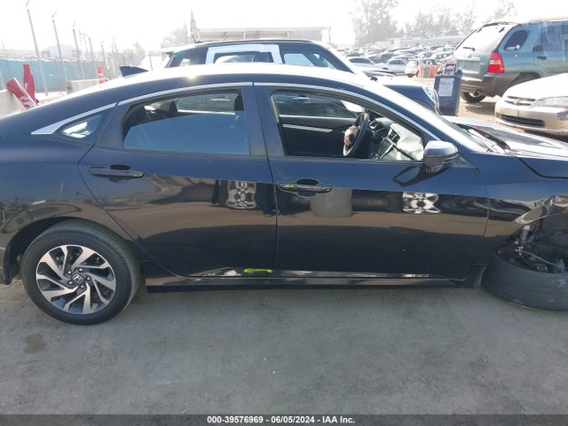 Honda CIVIC EX 2018 2HGFC2F78JH590903 Image 13