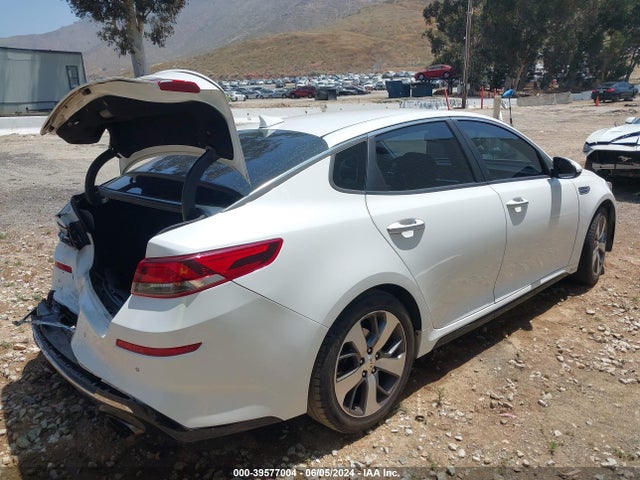 KIA Optima S 2019 5XXGT4L36KG309024 Image 4