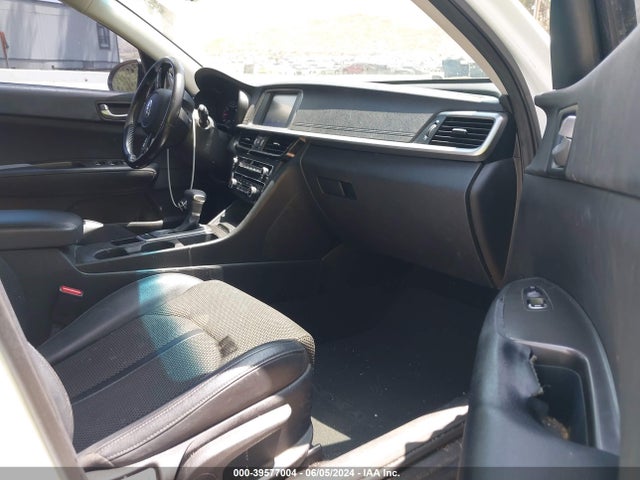 KIA Optima S 2019 5XXGT4L36KG309024 Image 5