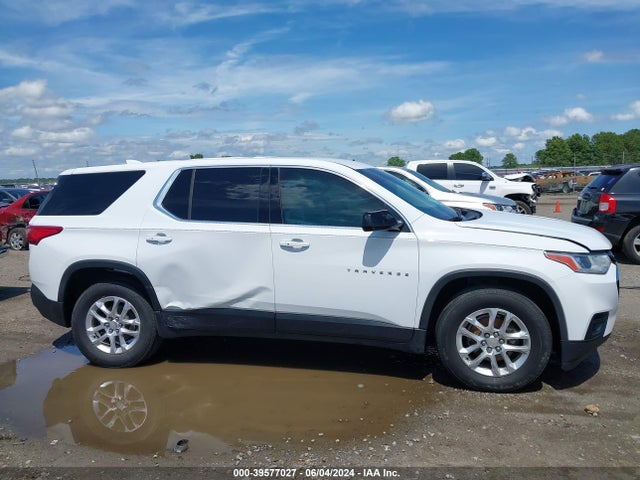 Chevrolet Traverse Ls 2019 1GNERFKWXKJ172332 Image 12