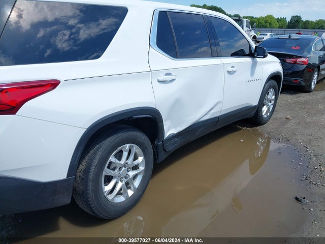 Chevrolet Traverse Ls 2019 1GNERFKWXKJ172332 Image 6