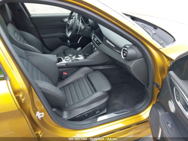 ZARFAMEV6N7666836 Alfa Romeo Giulia Quadrifoglio Rwd
