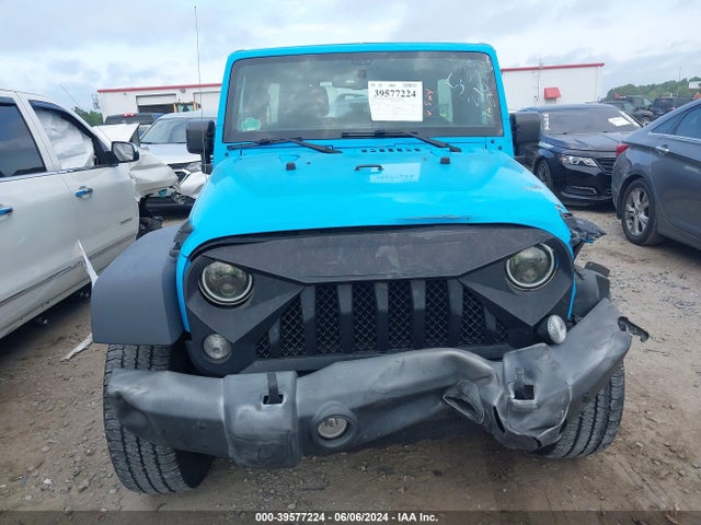 1C4BJWDG4HL624345 Jeep Wrangler Unlimited Sport 4x4