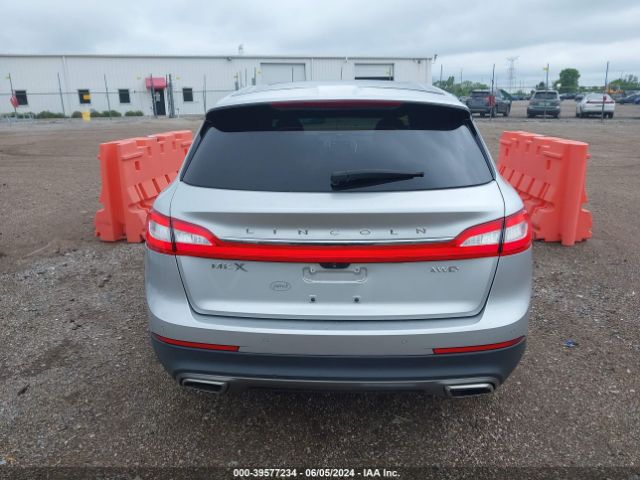 2LMPJ8LRXJBL12573 Lincoln Mkx Reserve