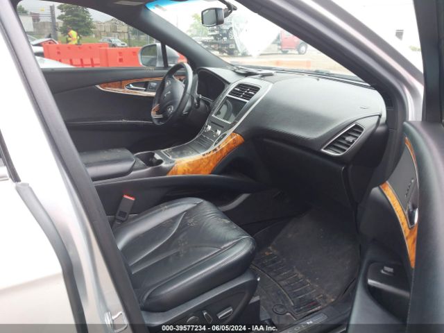 2LMPJ8LRXJBL12573 Lincoln Mkx Reserve
