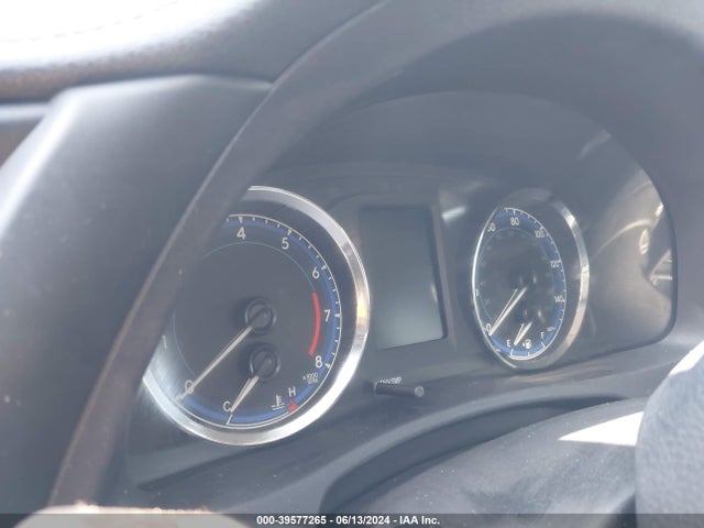 Toyota COROLLA LE 2019 2T1BURHE9KC241131 Image 14