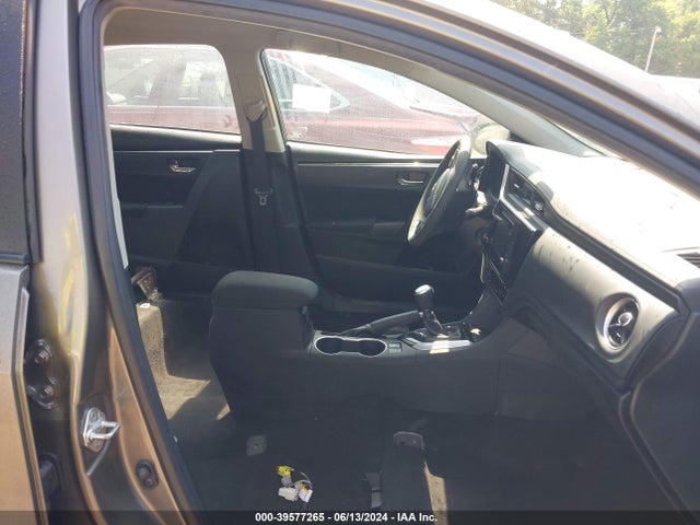 Toyota COROLLA LE 2019 2T1BURHE9KC241131 Image 5