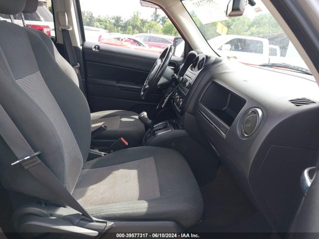 Jeep Patriot Latitude 2016 1C4NJPFA9GD636561 Image 5