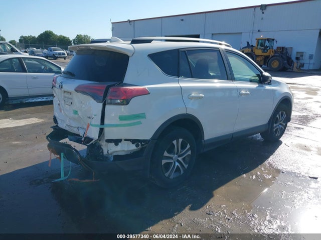 Toyota RAV4 LE 2017 JTMZFREV8HJ710364 Image 4