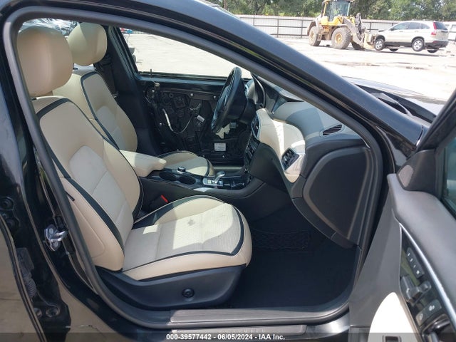 SJKCH5CP7JA004776 Infiniti Qx30 Luxe