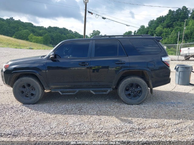 Toyota 4runner Sr5 Premium 2019 JTEBU5JR0K5656000 Image 15