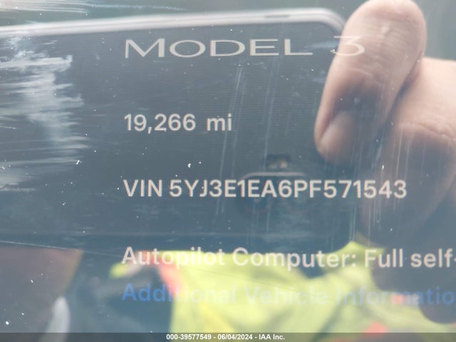 2023 TESLA MODEL 3 5YJ3E1EA6PF571543 Photo 8