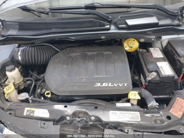 2C4RDGBG5FR643523 Dodge Grand Caravan Se