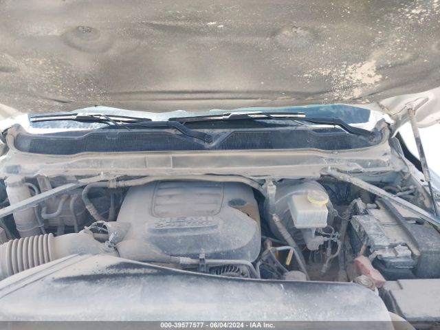 3C6UR5HJ4NG146915 RAM 2500 Tradesman  4x4 8' Box