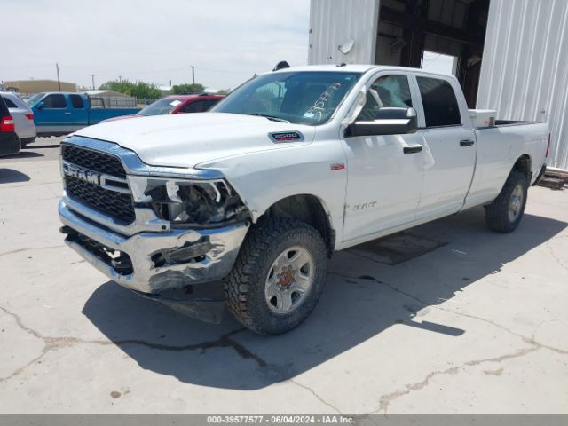 3C6UR5HJ4NG146915 RAM 2500 Tradesman  4x4 8' Box