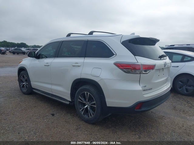 Toyota Highlander Xle V6 2016 5TDKKRFH4GS158661 Image 3