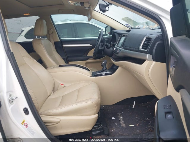 Toyota Highlander Xle V6 2016 5TDKKRFH4GS158661 Image 5