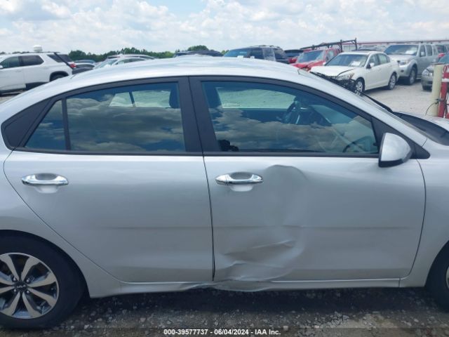 3KPA24AD7NE458365 KIA RIO S