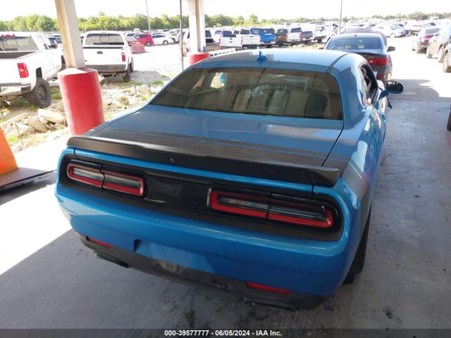 2C3CDZFJ1GH172201 Dodge Challenger R/t Scat Pack